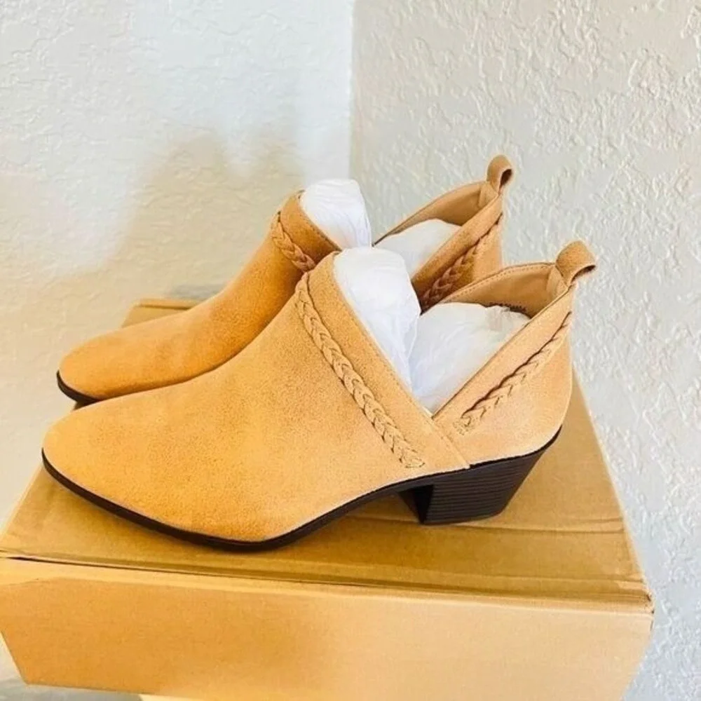 JOURNEE COLLECTION Sophie Braided Strap Bootie, Block Heel, Tan, Size‎ 7, NWT
